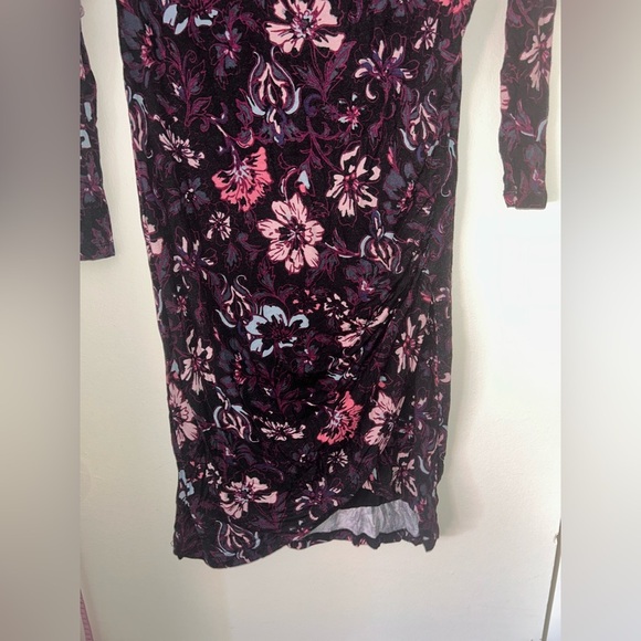 Jessica Simpson maternity Black Sheath Dress Long Sleeve Scoop Neck - Picture 4 of 5